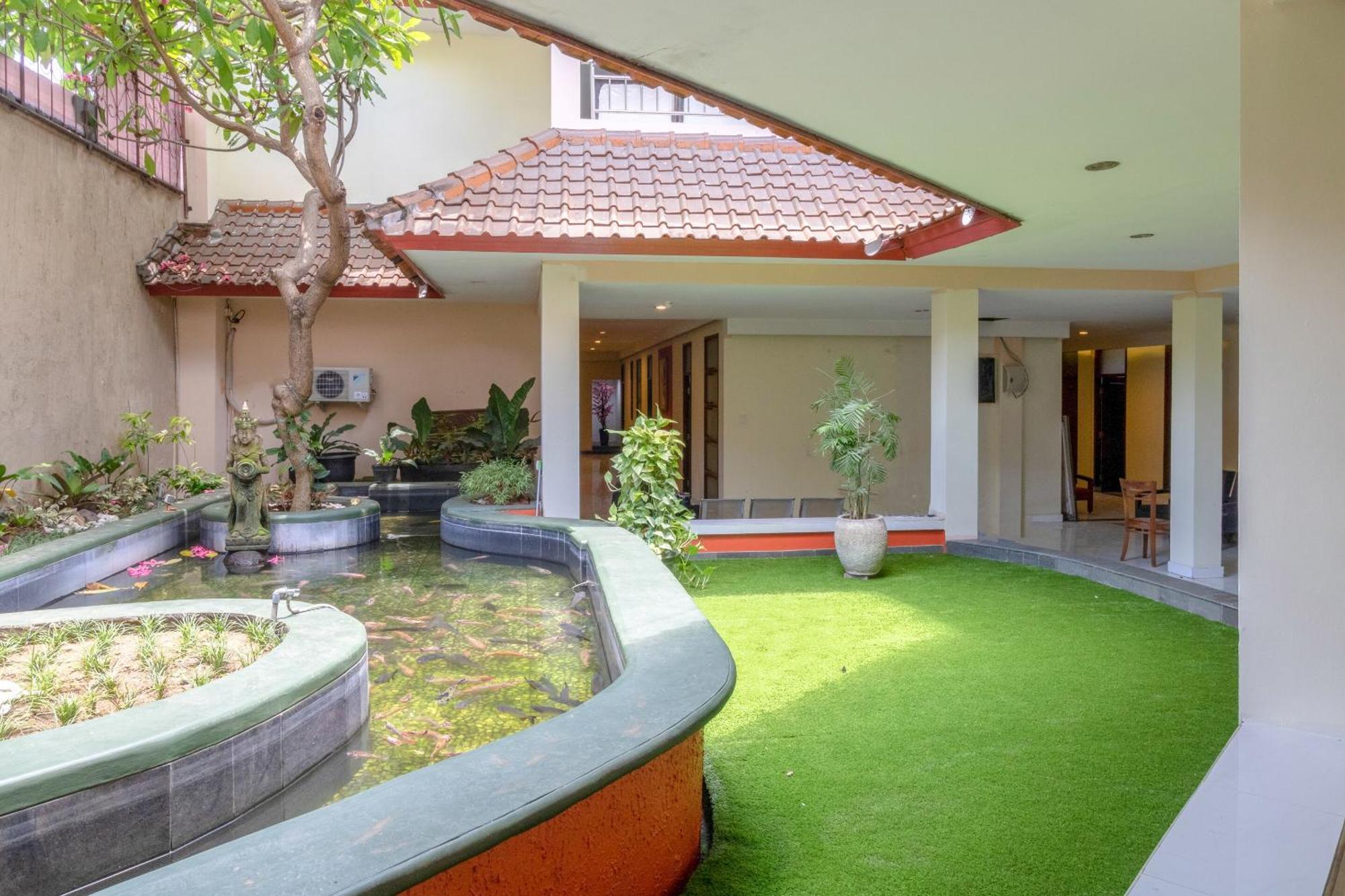 Flagship 2688 Guntur Hotel Denpasar  Exterior photo